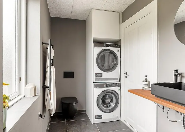 Modern Retreat Close To Everything In Djursland