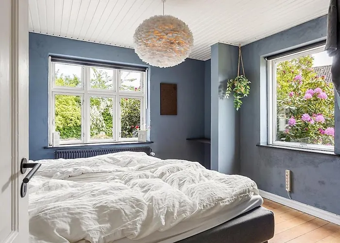 Modern Retreat Close To Everything In Djursland Villa *